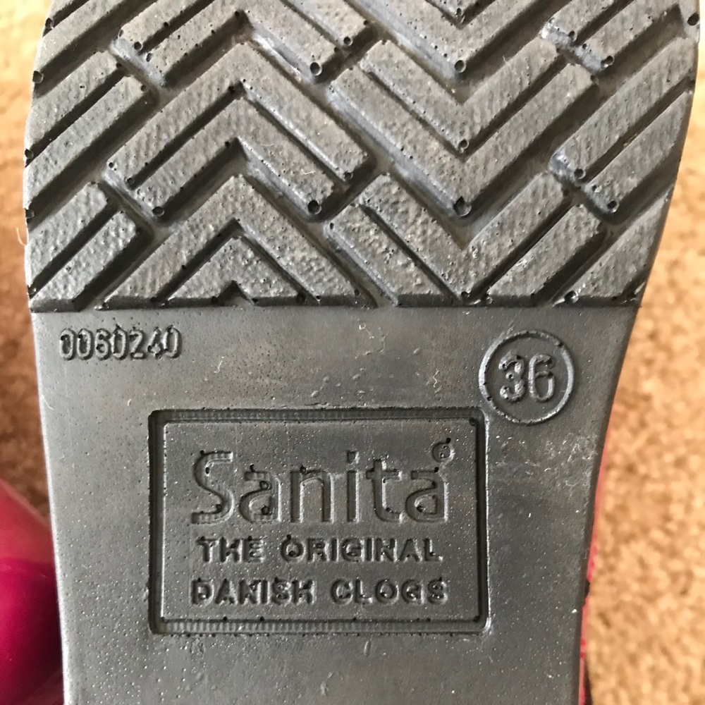 Sanita Clogs